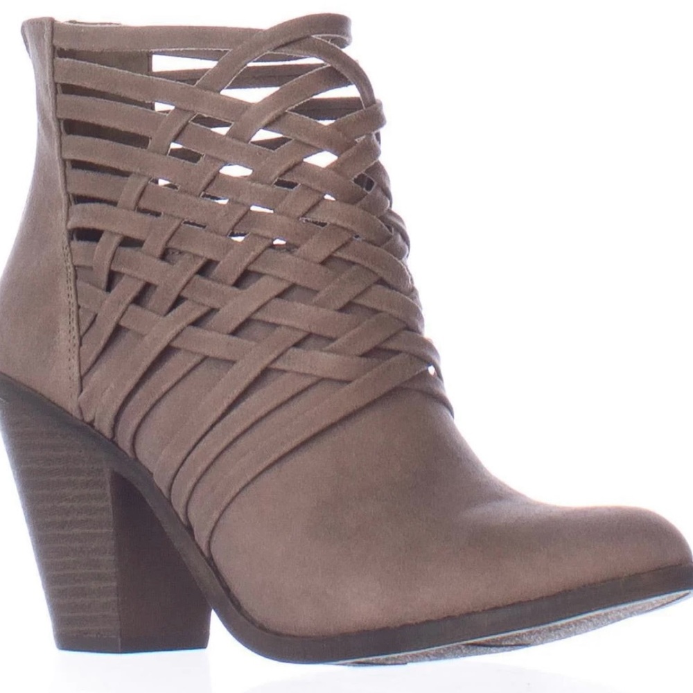 Womens Fergalicious Weever Multi Strap Woven Ankle Boots, Doe - Size 8M